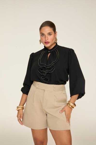 CAMISA COM GOLA JABOT E FIO CONTRASTE - 100
