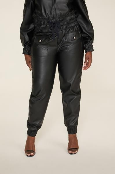 CALÇA JOGGER DE COURO COM CÓS LARGO COM ELÁSTICO - 100 -