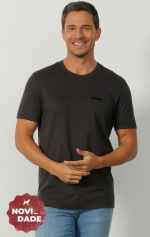 CAMISETA MC COM APLIQUE FLOCADO MASCULINA - PRETO -
