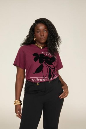 TSHIRT OVER CAVA DESLOCADA COM ESTAMPA FRONTAL - 1820 -