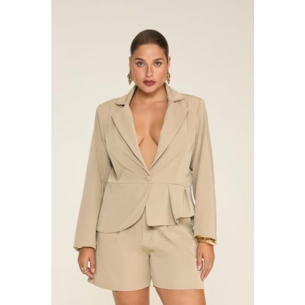 BLAZER ACINTURADO COM PREGAS NO CÓS - 100 -